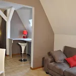 Hotel-restaurant A La Couronne 호텔