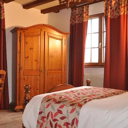 Hotel Hotel-restaurant A La Couronne